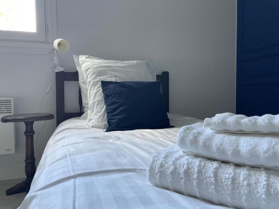 Gite Omaha 3 Etoiles - La Ferme Delaunay Saint-Come-du-Mont Экстерьер фото